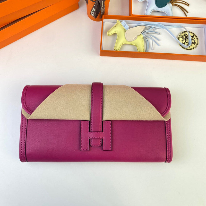 Interior view of classic premium bag