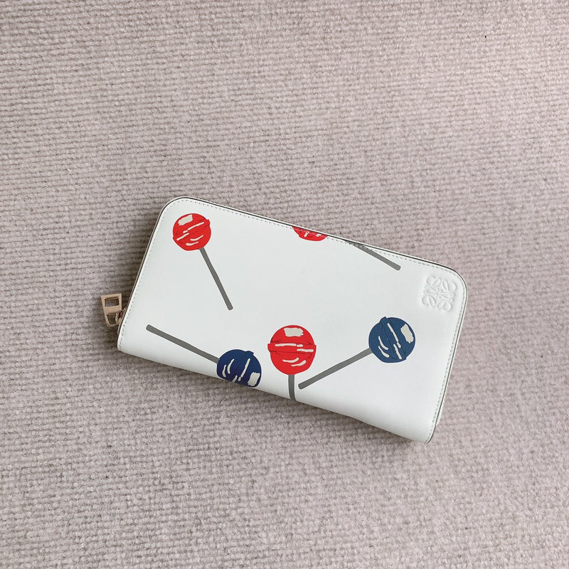 Ziva's Charm handbag – product shot (Standard Size)