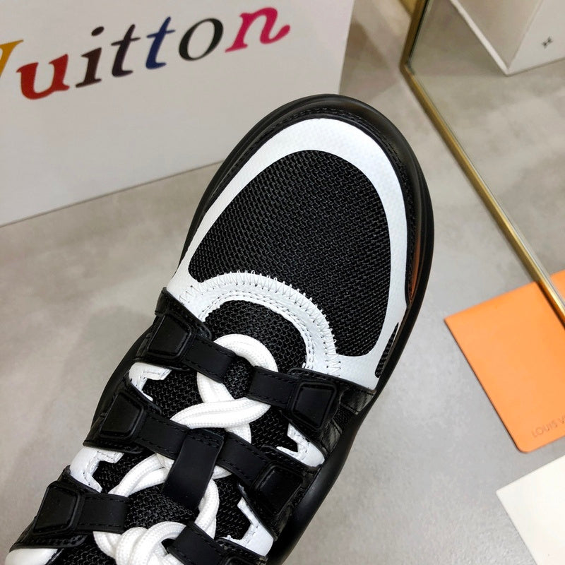 Louis Vuitton shoes Style 295 - top view showing design
