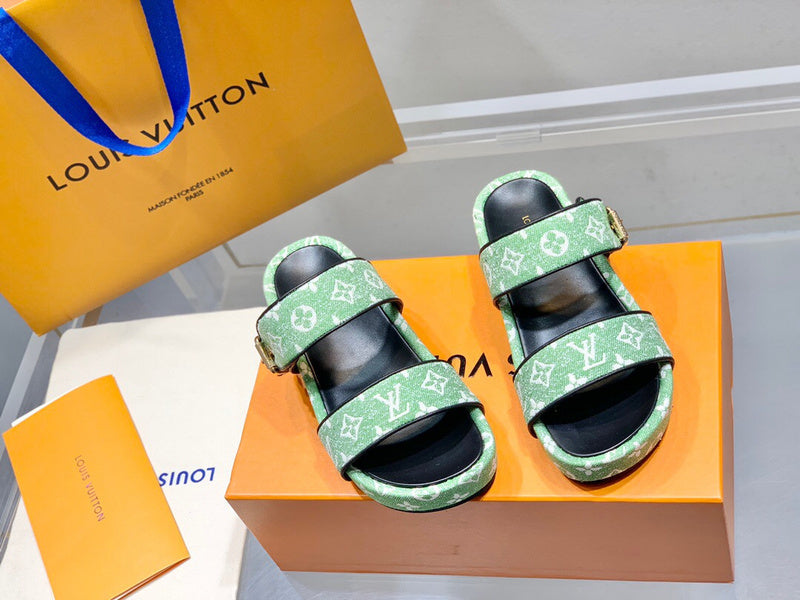 Louis Vuitton shoes Style 370 - logo and branding close-up