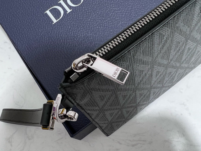 Close-up detail of premium modern women's handbag – women's designer-style accessory