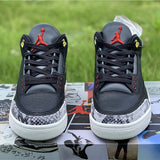 Nike Men's & Women's Designer Low-Top Shoes — Style 113 angle view