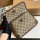 Close-up detail of modern everyday-luxe women's handbag – women's designer-style accessory