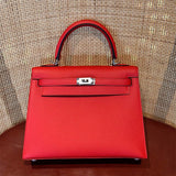  Structured everyday bag front view
