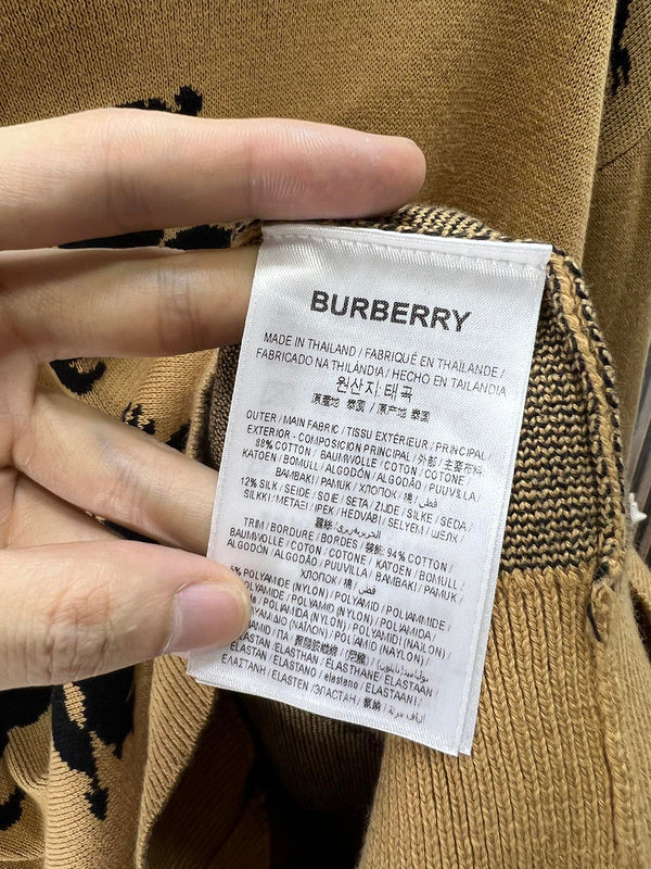 Front view of Burberry luxury piece style No.346