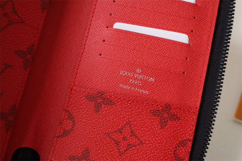  tote bag interior and compartment view 9