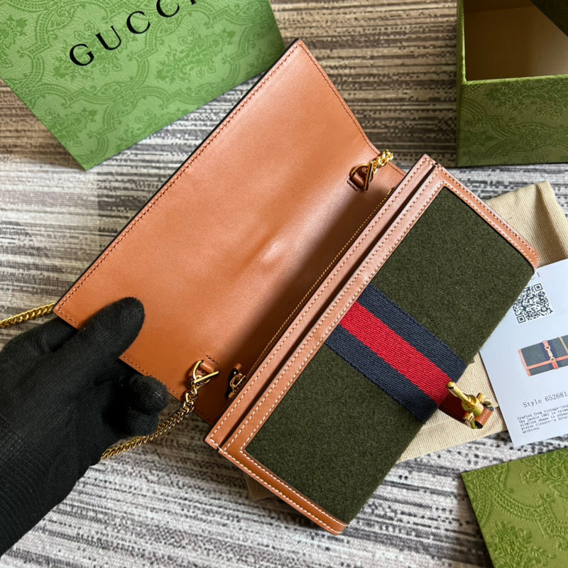 Interior view of signature polished women's handbag – women's everyday handbag