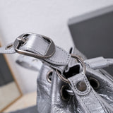 Zivas Charm Contemporary Flair Statement Handbag (Timeless Wardrobe Addition) – Close-Up Detail 2