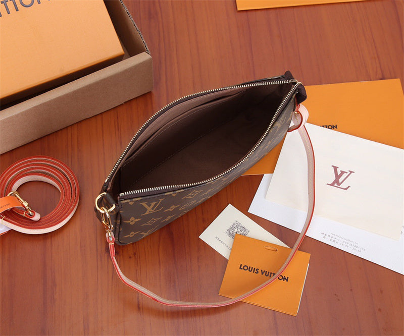  everyday bag interior and compartment view 9