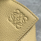 Ziva's Charm handbag – detail view (24cm*10cm*14cm)