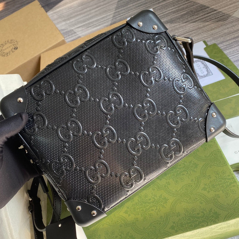 Interior view of elevated everyday-luxe women's handbag – women's statement bag
