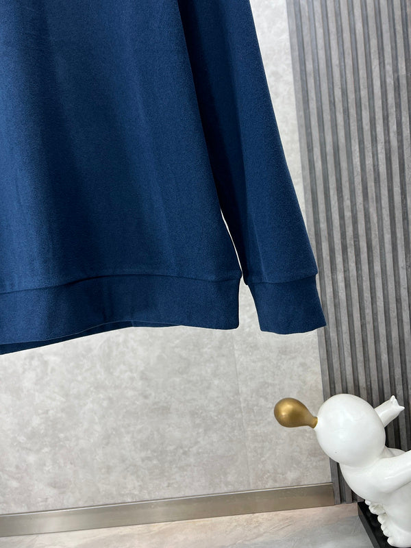 Styling view of Burberry luxury piece style No.310