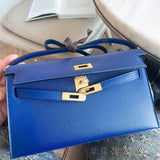  understated shopper bag detail view showing craftsmanship 8