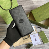 Side profile of signature chic women's handbag – women's luxury accessory
