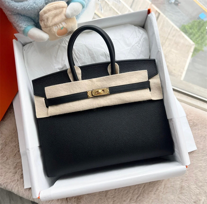  Signature satchel front view