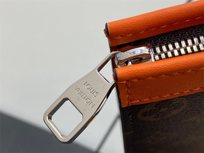  satchel interior and compartment view 27