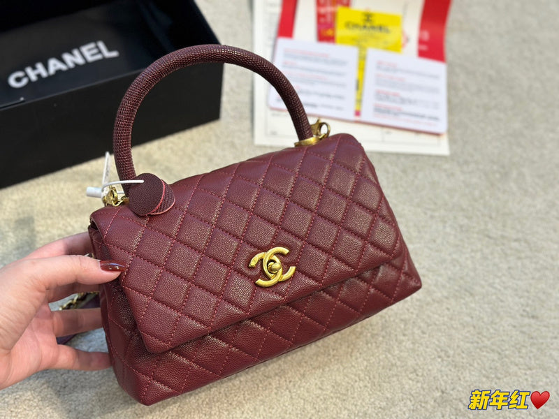 Zivas Charm Understated Luxury Designer Handbag (Versatile Style Statement) – Front View