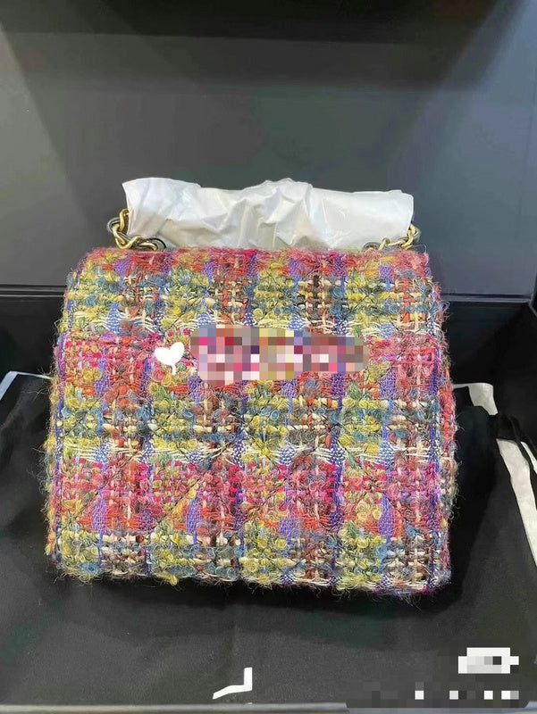 Zivas Charm Classic Sensibility Designer Handbag (Effortless Style Upgrade) – Lifestyle Shot