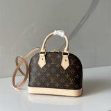  structured shopper bag detail view showing craftsmanship 26