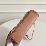 Zivas Charm Chic Craftsmanship Statement Handbag (Statement-Ready Design) – Close-Up Detail