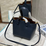 Ziva's Charm handbag – full view (20cm*18cm*20cm)