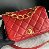Zivas Charm Streamlined Design Everyday Handbag (Considered Detail & Form) – Detail View