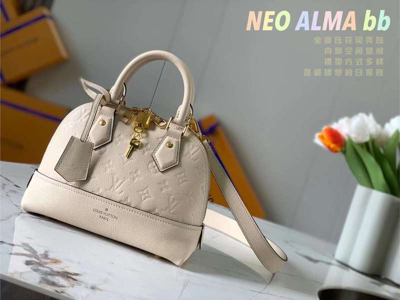 Side profile of refined everyday-luxe women's handbag – women's everyday handbag