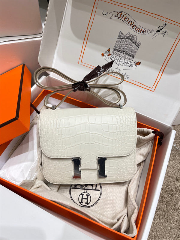  Smart satchel carried on shoulder 16
