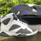 Nike Men's & Women's Premium Low-Top Trainers — Style 181 detail view