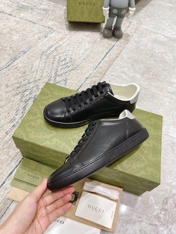 Gucci classic monochrome luxury sneakers view 5 everyday casual design