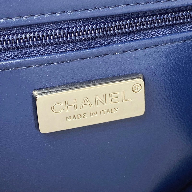  handbag, mid everyday style, image 8