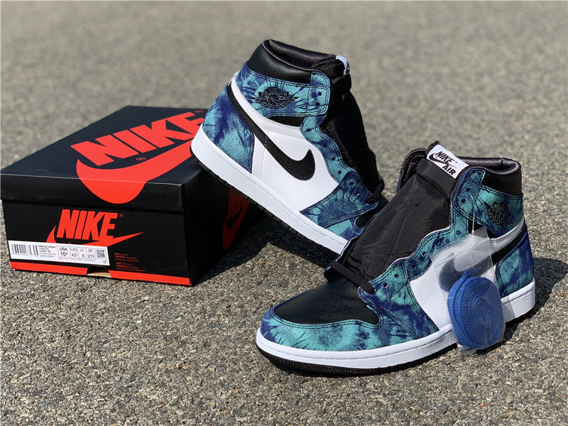 Nike Men's & Women's Designer Low-Top Shoes — Style 017 side view