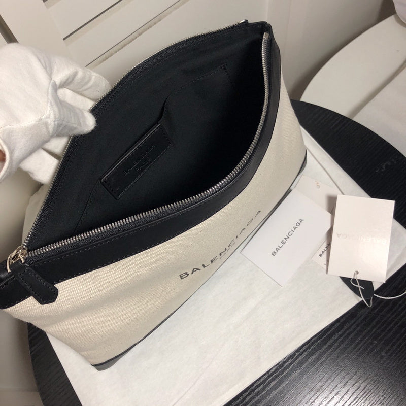 Close-up detail of structured signature women's handbag – women's luxury accessory