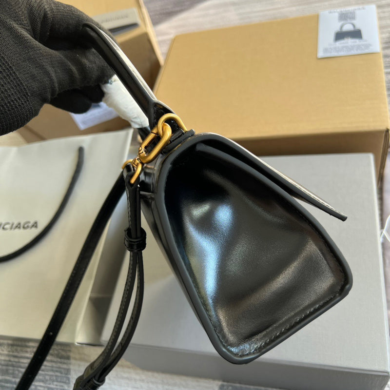 Sophisticated Vegan Leather Handbag - Smooth Faux-Leather Exterior | Women's Statement Accessory #280 - back view (image 4) of designer-inspired handbag