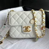 Zivas Charm Effortless Sophistication Designer Handbag (Modern Wardrobe Staple) – Detail View