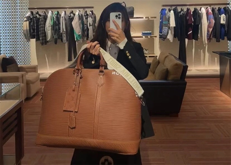  Effortless carryall bag carried on shoulder