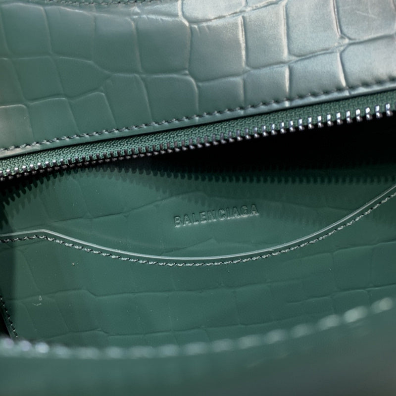 Bold Faux Leather Handbag - Smooth Faux-Leather Exterior | Women's Premium Handbag #683 - back view (image 4) of designer-inspired handbag