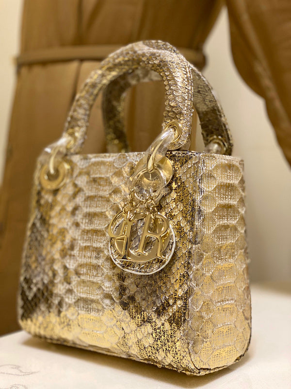 Styled lifestyle shot of polished sleek women's handbag – women's premium purse