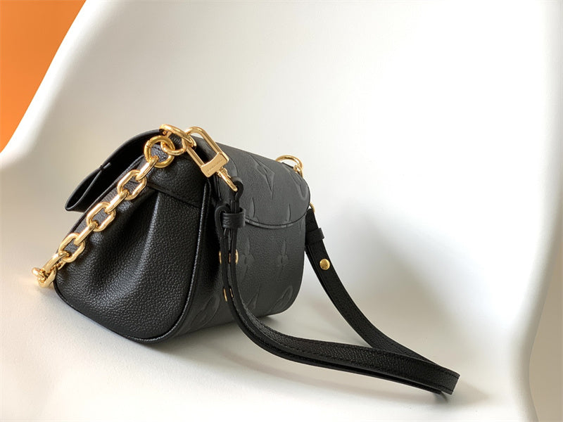  sleek structured bag styled with outfit 12