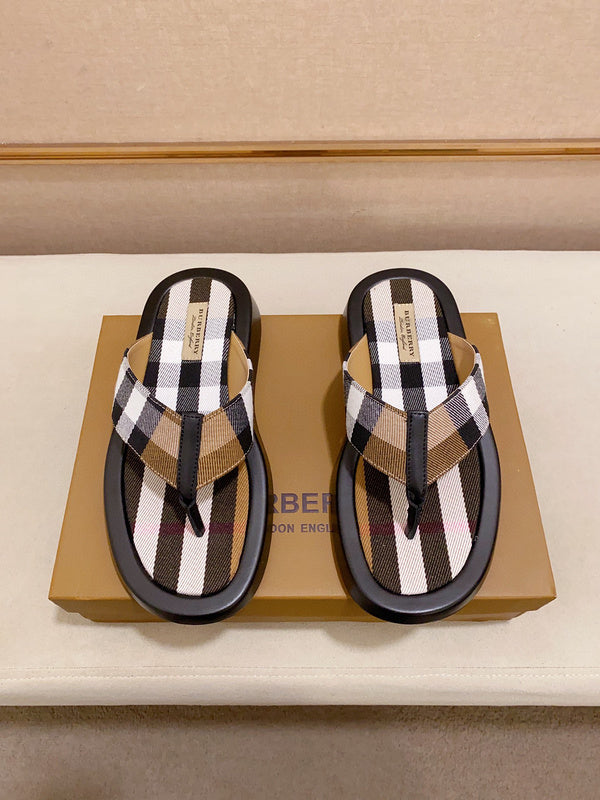 Burberry shoes Style 025 - packaging and accessories