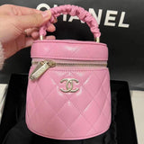  women's handbag, versatile design, view 4