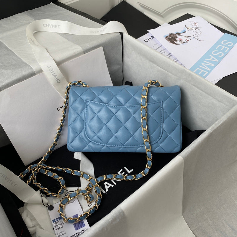  mid purse view 9