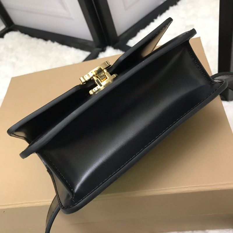 Ziva's Charm handbag – interior view (one versatile size)