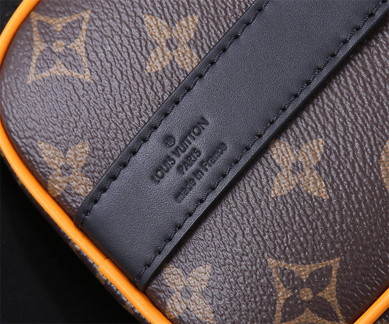  carryall bag interior and compartment view 9