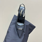 Styling view of Saint Laurent luxury piece style No.031