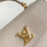  everyday shoulder bag styled with outfit