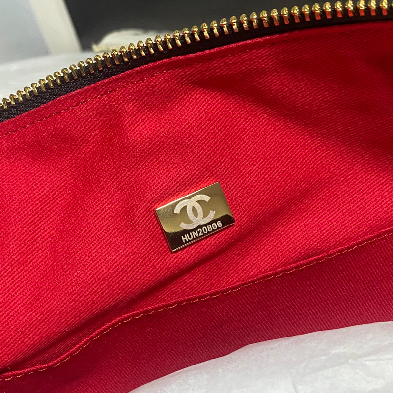 Ziva's Charm handbag – lifestyle view (one versatile size)
