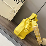 Ziva's Charm handbag – detail view (30cm*24.5cm*10.5cm)