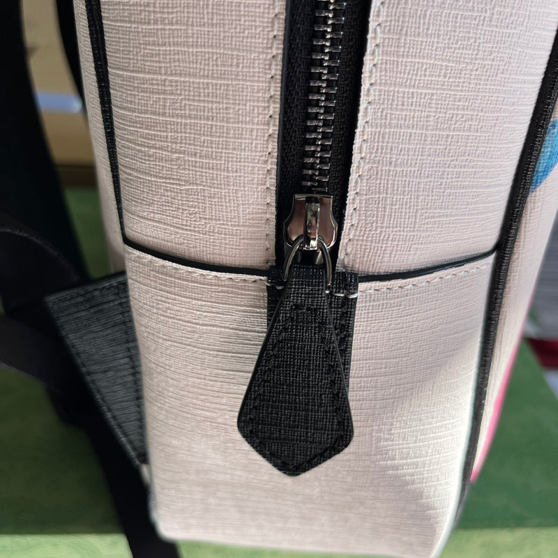 Side profile of signature chic women's handbag – women's everyday handbag