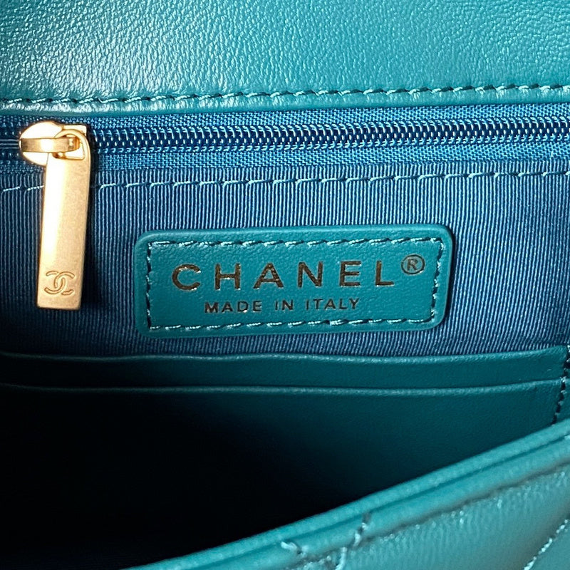  women's handbag, mid design, view 9